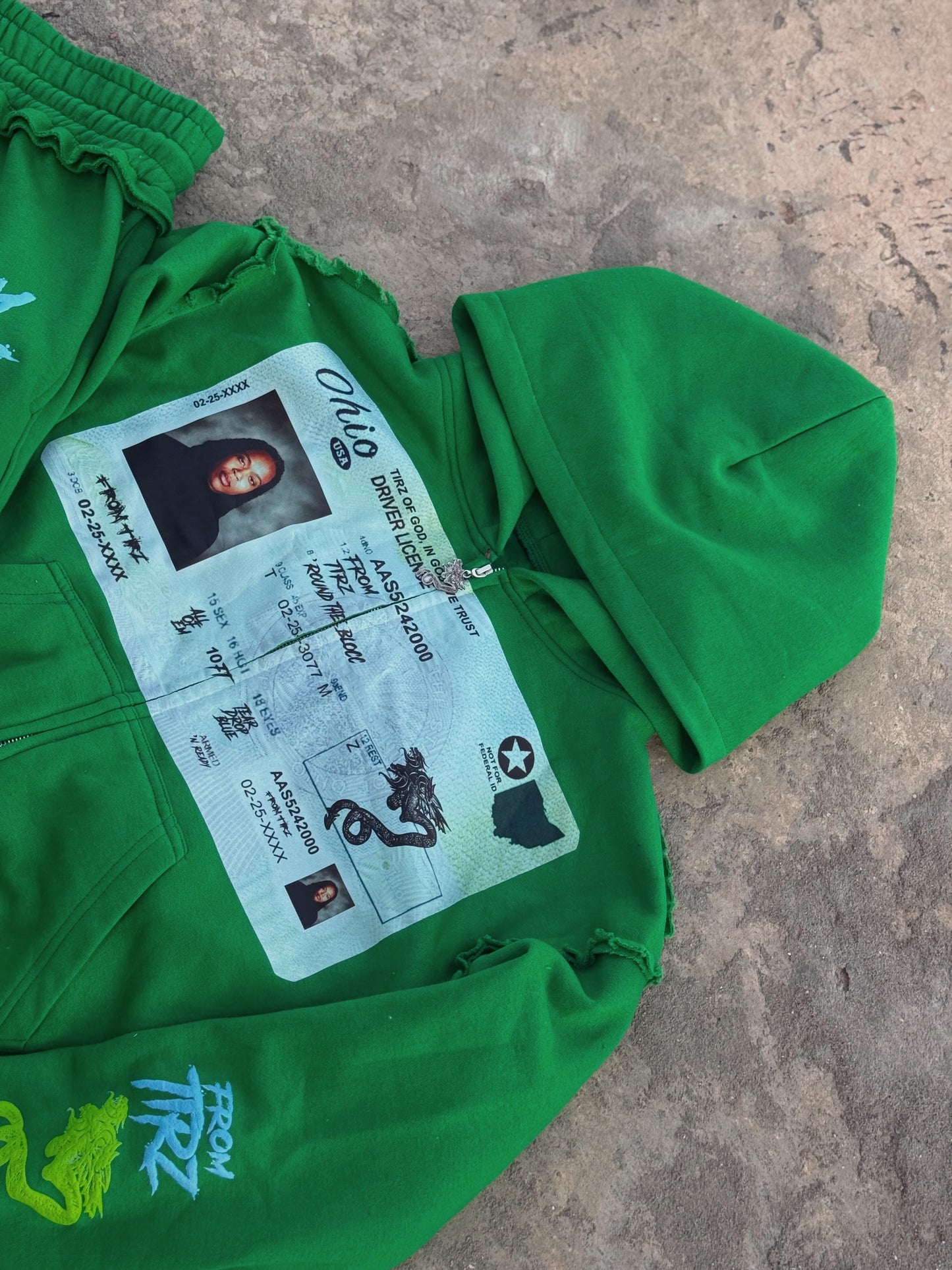 LEGACY ISSUE EMERALD- Hoodie
