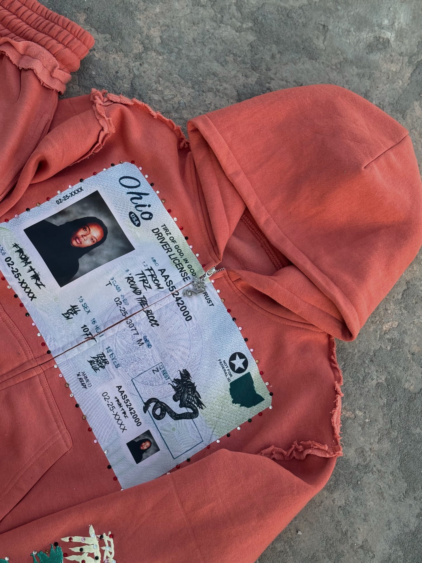 LEGACY ISSUE ROSE - Hoodie