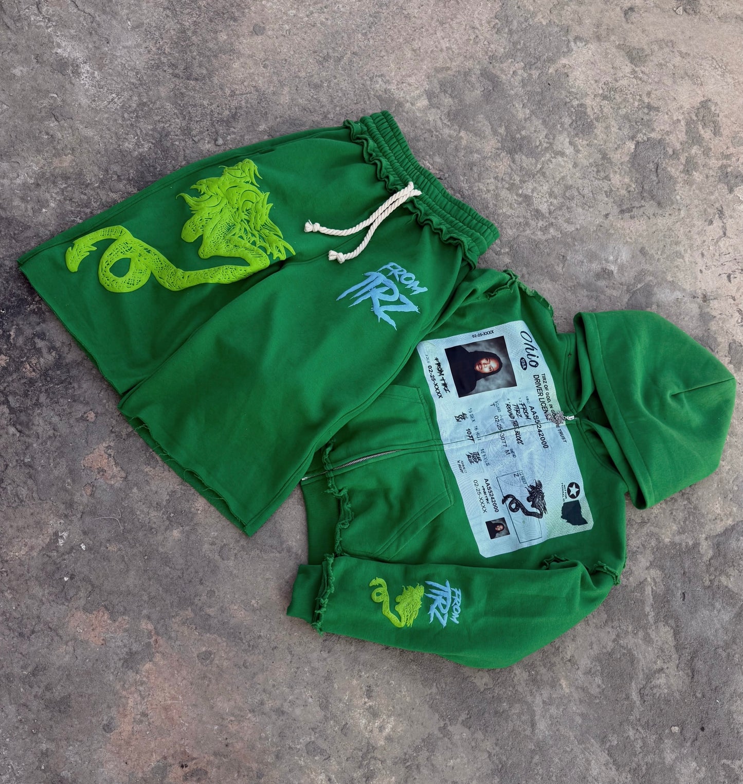 LEGACY ISSUE EMERALD- Hoodie