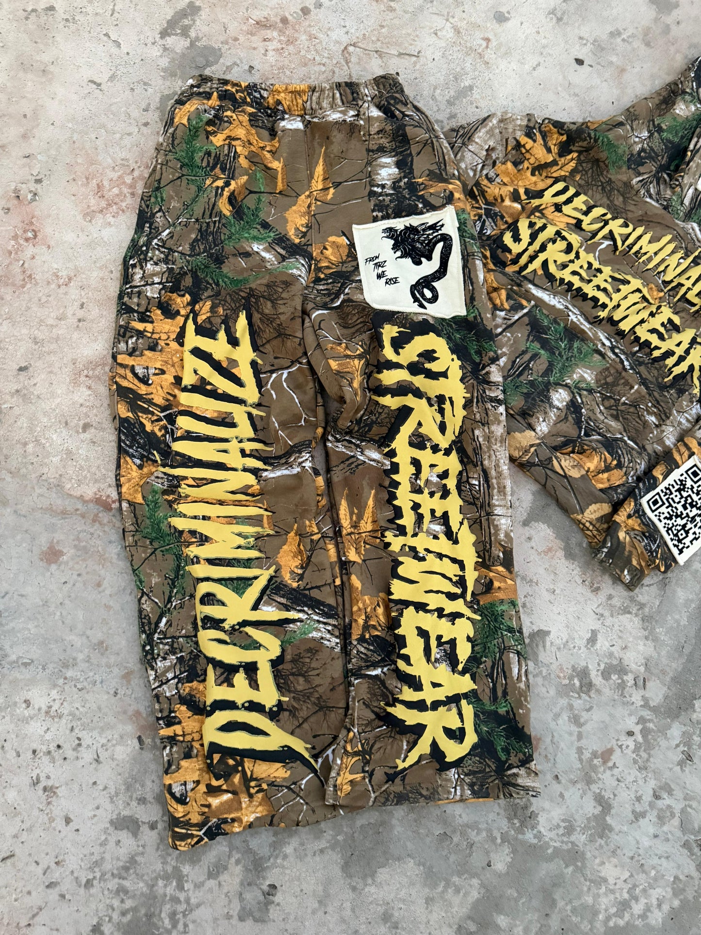 THE ROOTED SET — BOTTOMS